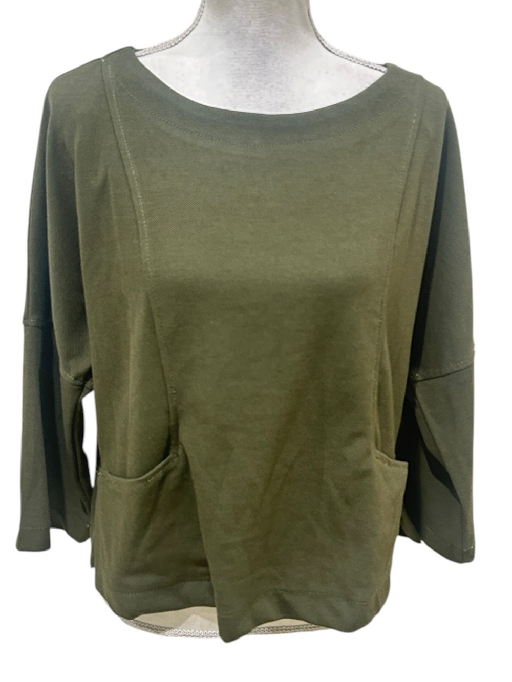 NWT Max Studio London Olive Scoop Neck Pocket long sleeve top size small